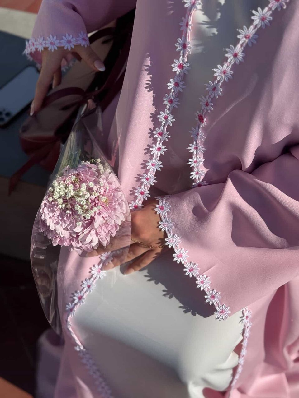 ABAYA SARA